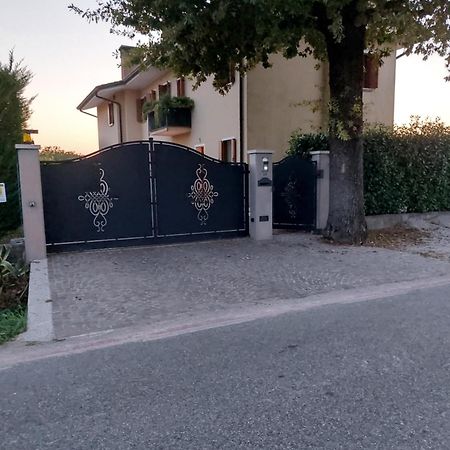 Вилла La Casa Di M : D M. Breda di Piave Экстерьер фото